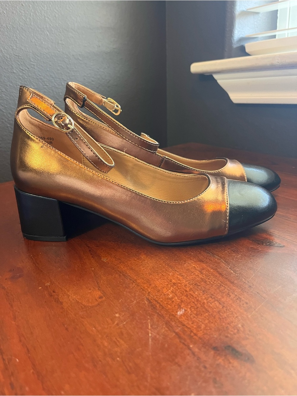 Trary Better Moves Metallic Block Heels Ankle Strap Sz 7 NWOT Fall Black Classic